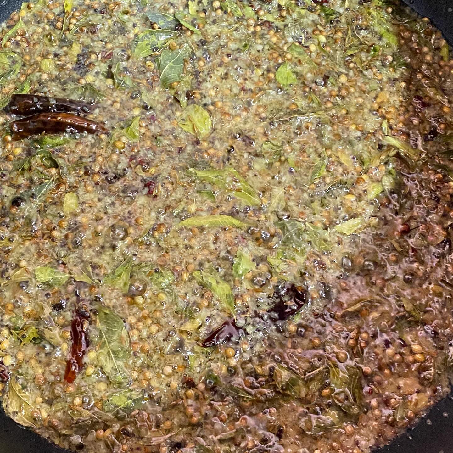 、
今日も今日とて
出来るだけ素材にこだわり
全て手作りで
愛情込めてカレー作る
自分は自分のカレーを毎日食べることになるので
トランス脂肪酸、精製塩、化学調味料、小麦粉、砂糖等不使用
今日も地球と自分と皆んなに優しく
70%で
頑張らない戦略
#足利学校