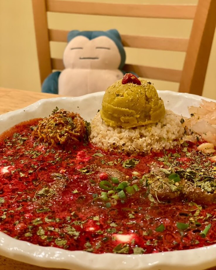 味付けは天然塩、スパイスハーブ、たっぷりの愛情のみ

全部手作り

うちのカレーは美味しいお薬です