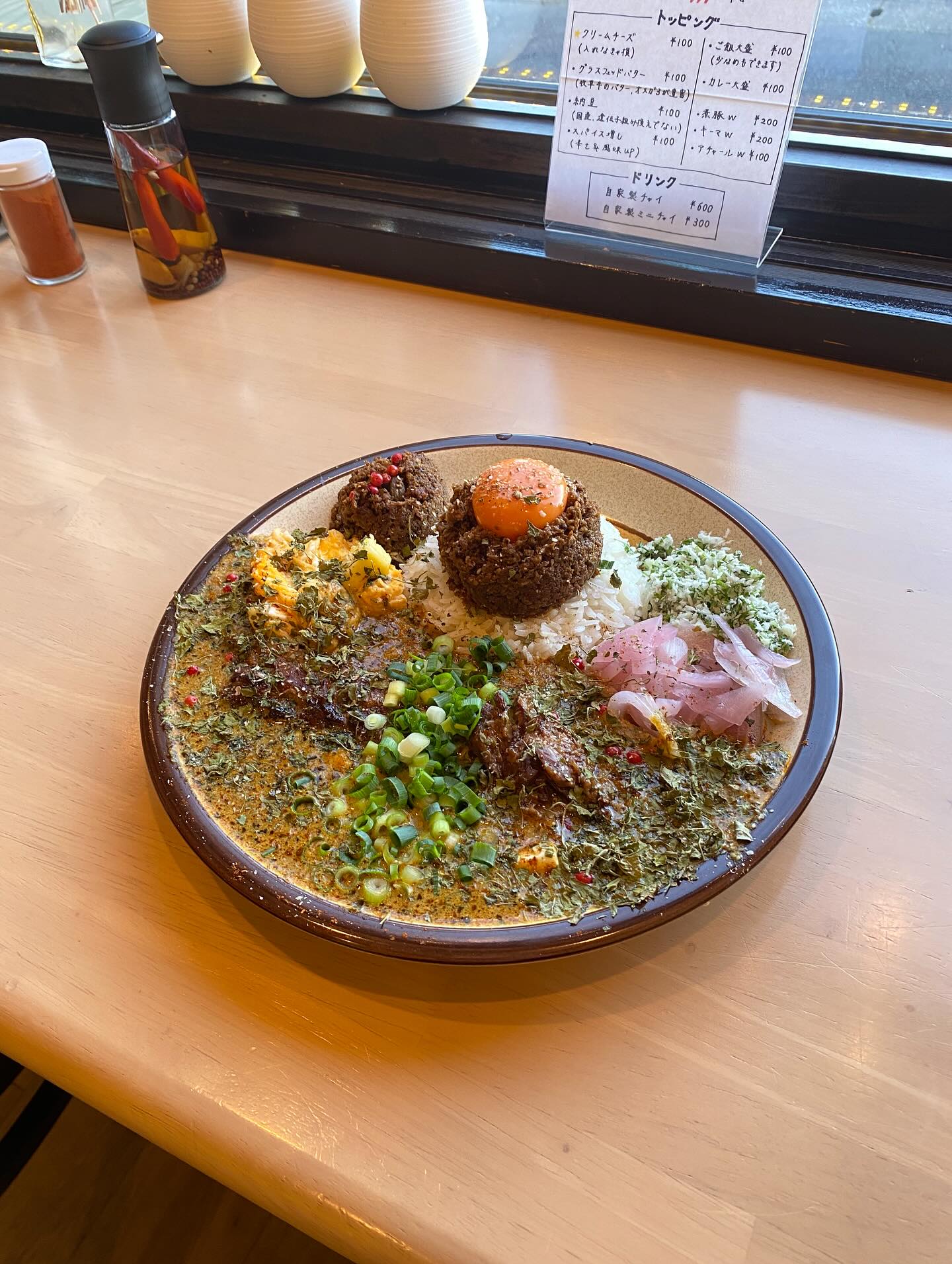 「インスタ見てきました！」

と千葉から自転車で来てくれたお客様がいました！

朝６時半とかに出たらしい、、、。

３０分くらい前から開店待ち！
　
嬉しすぎる🥺

と言うか、すご過ぎない？

千葉から集客してるカレーじゃなくて、

チャリで千葉から栃木まで来るの。

エネルギー高すぎる。

負けてられん。

とりあえず今日も飯テロおりゃーーー